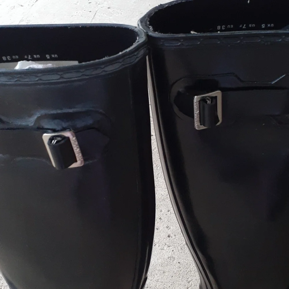 HUNTER RAIN BOOTS - Picture 3 of 13